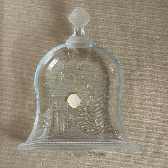 NIB Frosted Crystal Bell Candy Dish - Picture 3 of 5